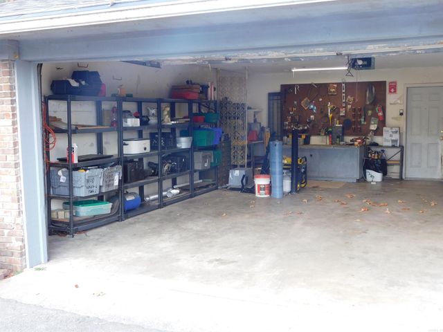 8408 Griggs Rd, Pine Bluff, AR 71603