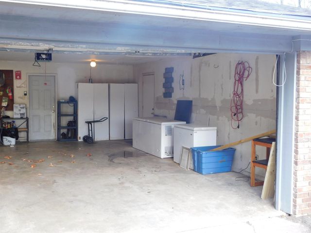 8408 Griggs Rd, Pine Bluff, AR 71603