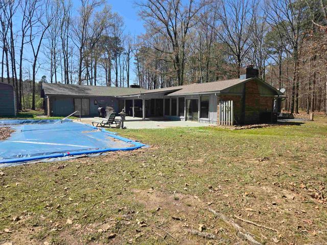 8408 Griggs Rd, Pine Bluff, AR 71603