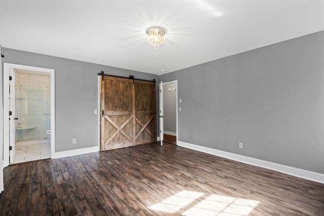 8115 Savannah Hills Drive, Ooltewah, TN 37363