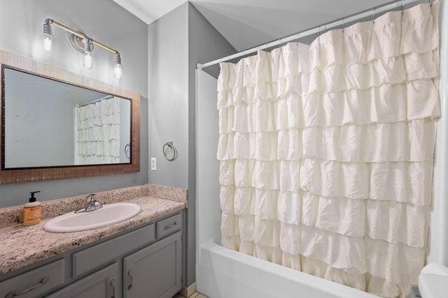 8115 Savannah Hills Drive, Ooltewah, TN 37363