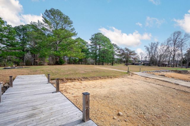 8115 Savannah Hills Drive, Ooltewah, TN 37363