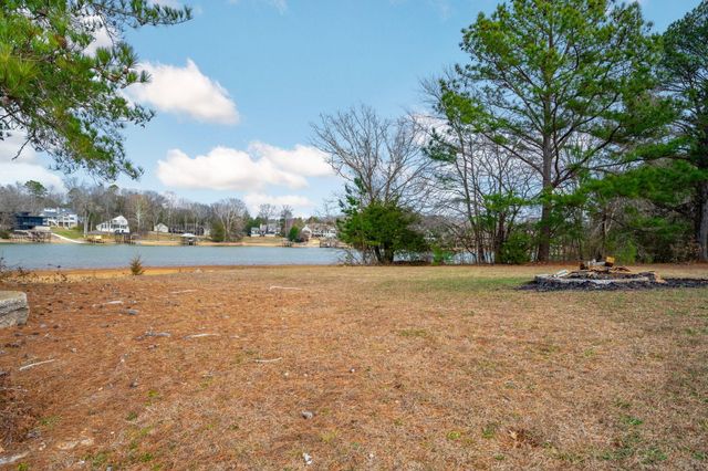 8115 Savannah Hills Drive, Ooltewah, TN 37363