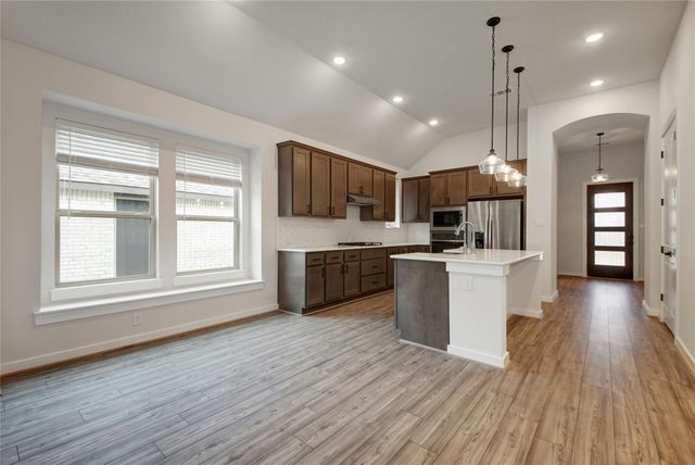 633 Pecan Bottom TRL, Georgetown, TX 78628