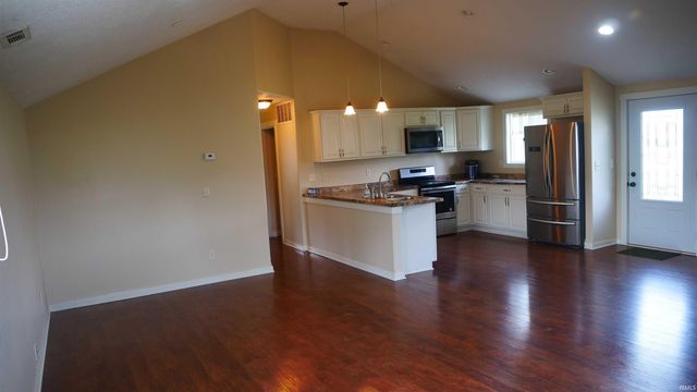 809 W Anderson Road, Churubusco, IN 46723