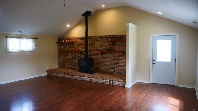 809 W Anderson Road, Churubusco, IN 46723