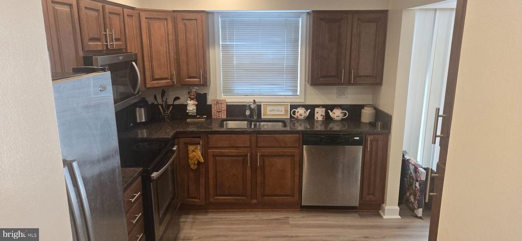 Image 16 of property listing at 8913 GRANDHAVEN AVE, Upper Marlboro, MD 20772
