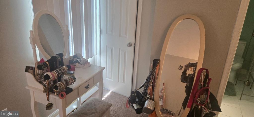 Image 7 of property listing at 8913 GRANDHAVEN AVE, Upper Marlboro, MD 20772