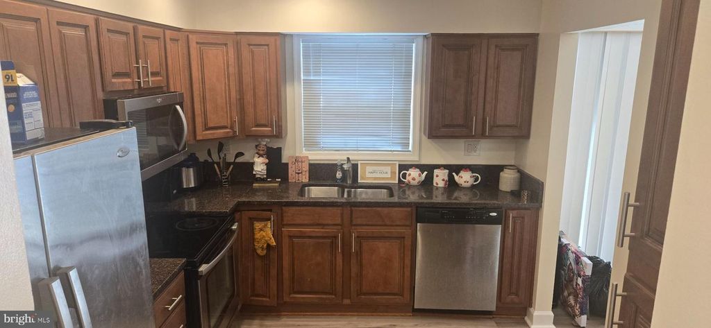 Image 84 of property listing at 8913 GRANDHAVEN AVE, Upper Marlboro, MD 20772