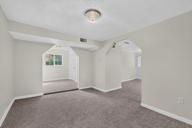 3129 Mares Road SW, Albuquerque, NM 87105