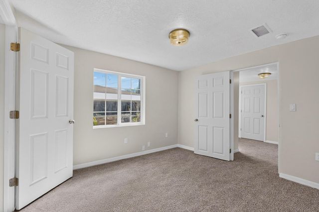 3129 Mares Road SW, Albuquerque, NM 87105