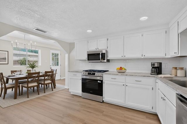 3129 Mares Road SW, Albuquerque, NM 87105
