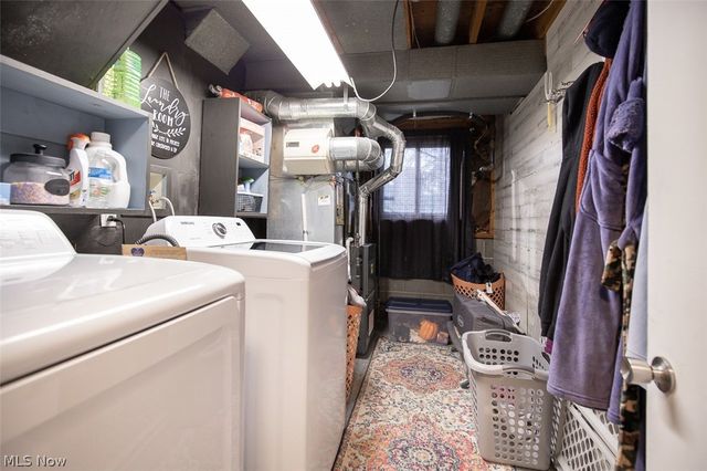 926 Sherwood Drive, Elyria, OH 44035