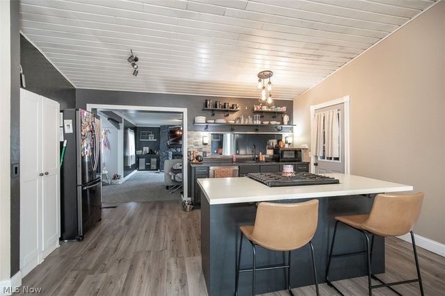 926 Sherwood Drive, Elyria, OH 44035