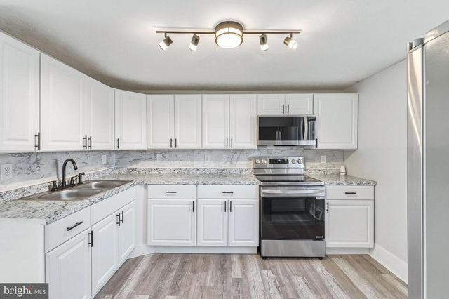 773 W MAIN ST, Stanley, VA 22851