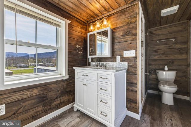 773 W MAIN ST, Stanley, VA 22851