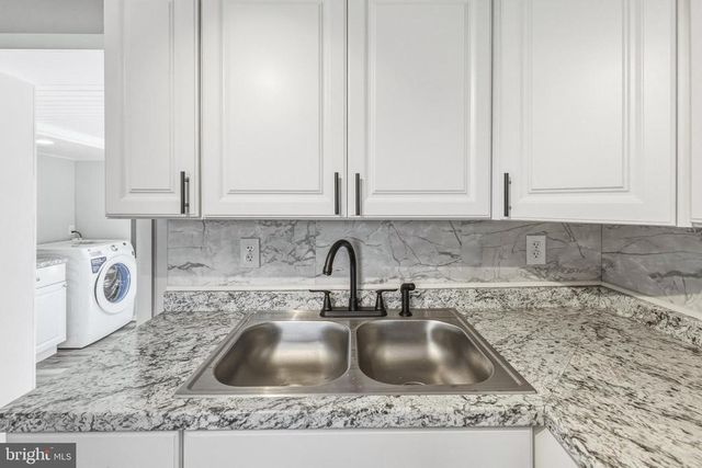 773 W MAIN ST, Stanley, VA 22851