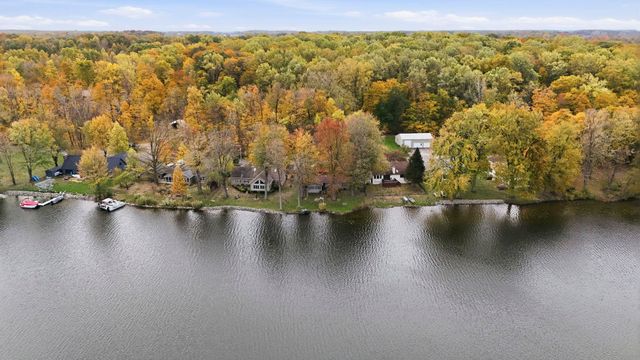 980 Lane 201 Ball Lake, Hamilton, IN 46742