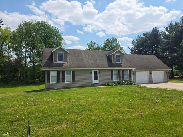 7617 N County Road 1000 E, Seymour, IN 47274