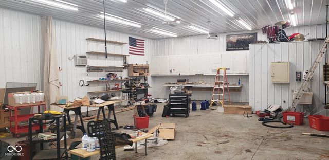 7617 N County Road 1000 E, Seymour, IN 47274