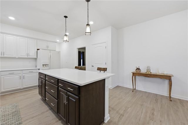 301 Cathedral ST, Smithfield, VA 23430