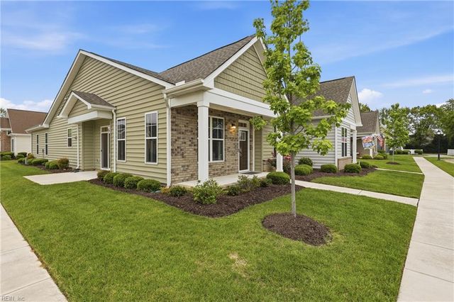 301 Cathedral ST, Smithfield, VA 23430