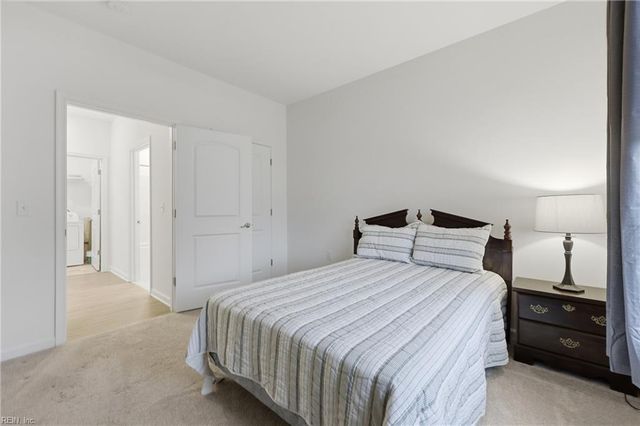 301 Cathedral ST, Smithfield, VA 23430