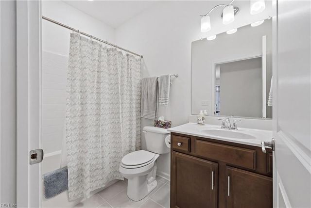 301 Cathedral ST, Smithfield, VA 23430