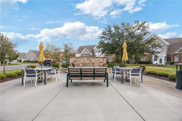 301 Cathedral ST, Smithfield, VA 23430