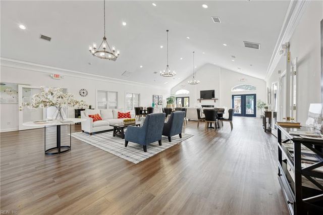 301 Cathedral ST, Smithfield, VA 23430