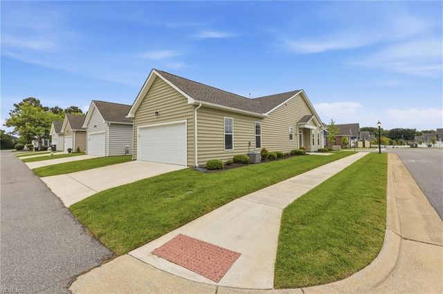 301 Cathedral ST, Smithfield, VA 23430