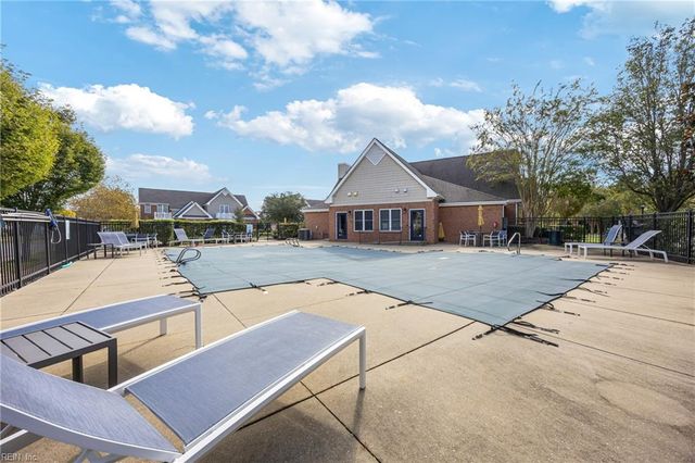 301 Cathedral ST, Smithfield, VA 23430