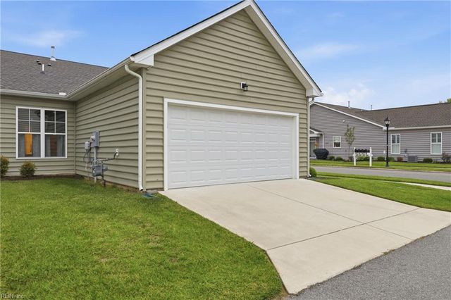 301 Cathedral ST, Smithfield, VA 23430