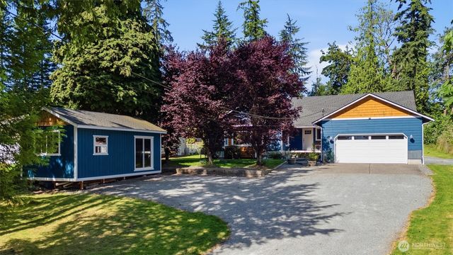 1586 Poplar Lane, Camano Island, WA 98282