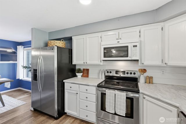 1586 Poplar Lane, Camano Island, WA 98282