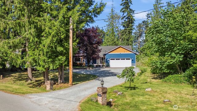 1586 Poplar Lane, Camano Island, WA 98282