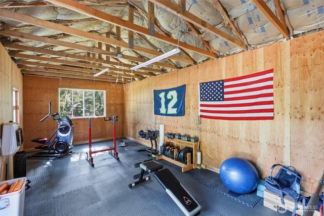 1586 Poplar Lane, Camano Island, WA 98282