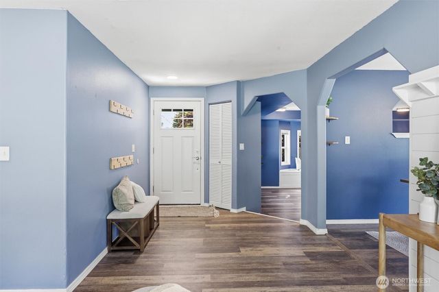1586 Poplar Lane, Camano Island, WA 98282
