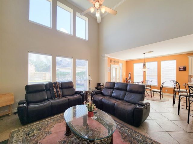 2309 Echo Harbor Drive, Pearland, TX 77584