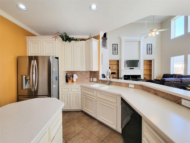 2309 Echo Harbor Drive, Pearland, TX 77584