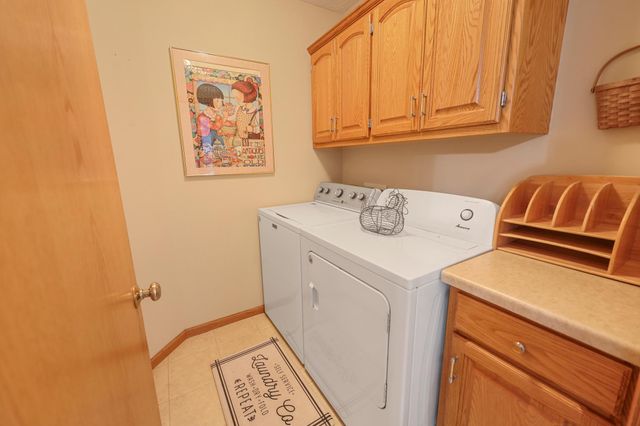 828 Aspen Circle, Waite Park, MN 56387