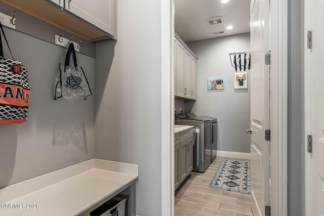 9709 Terraspar Street, Reno, NV 89521