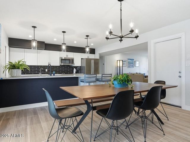 5335 S SIESTA Lane, Tempe, AZ 85283