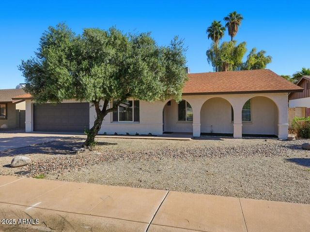 5335 S SIESTA Lane, Tempe, AZ 85283