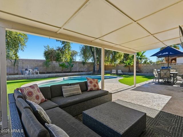 5335 S SIESTA Lane, Tempe, AZ 85283