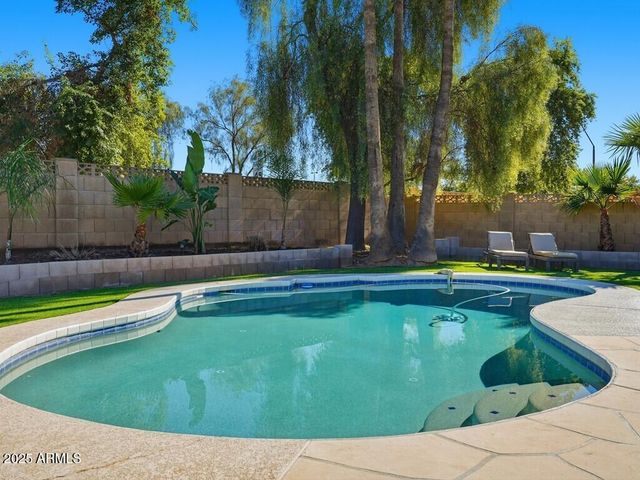 5335 S SIESTA Lane, Tempe, AZ 85283