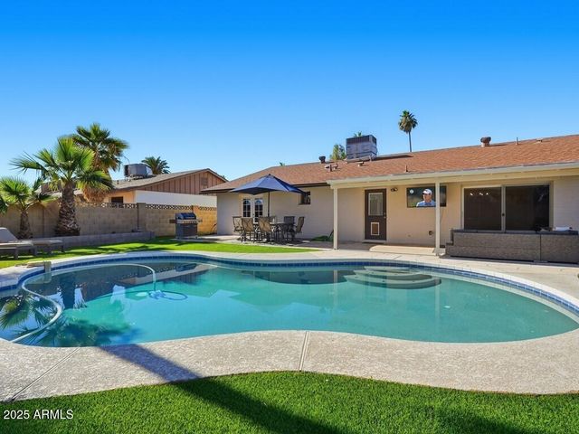 5335 S SIESTA Lane, Tempe, AZ 85283