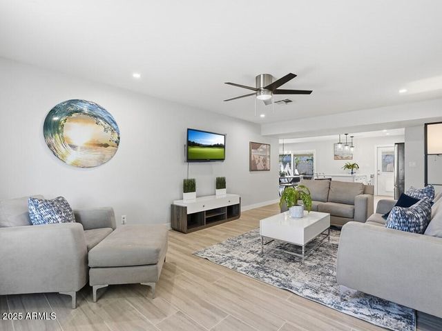 5335 S SIESTA Lane, Tempe, AZ 85283