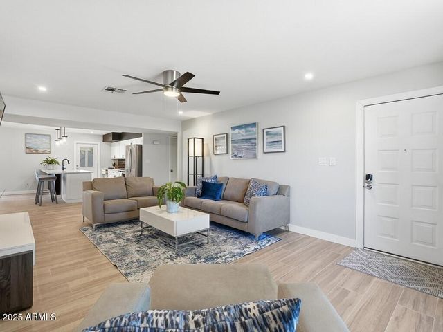 5335 S SIESTA Lane, Tempe, AZ 85283