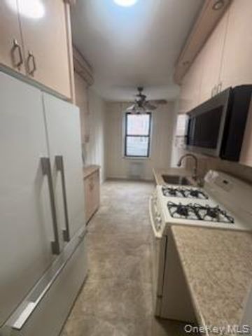 65-38 Booth Street 2F, Rego Park, NY 11374